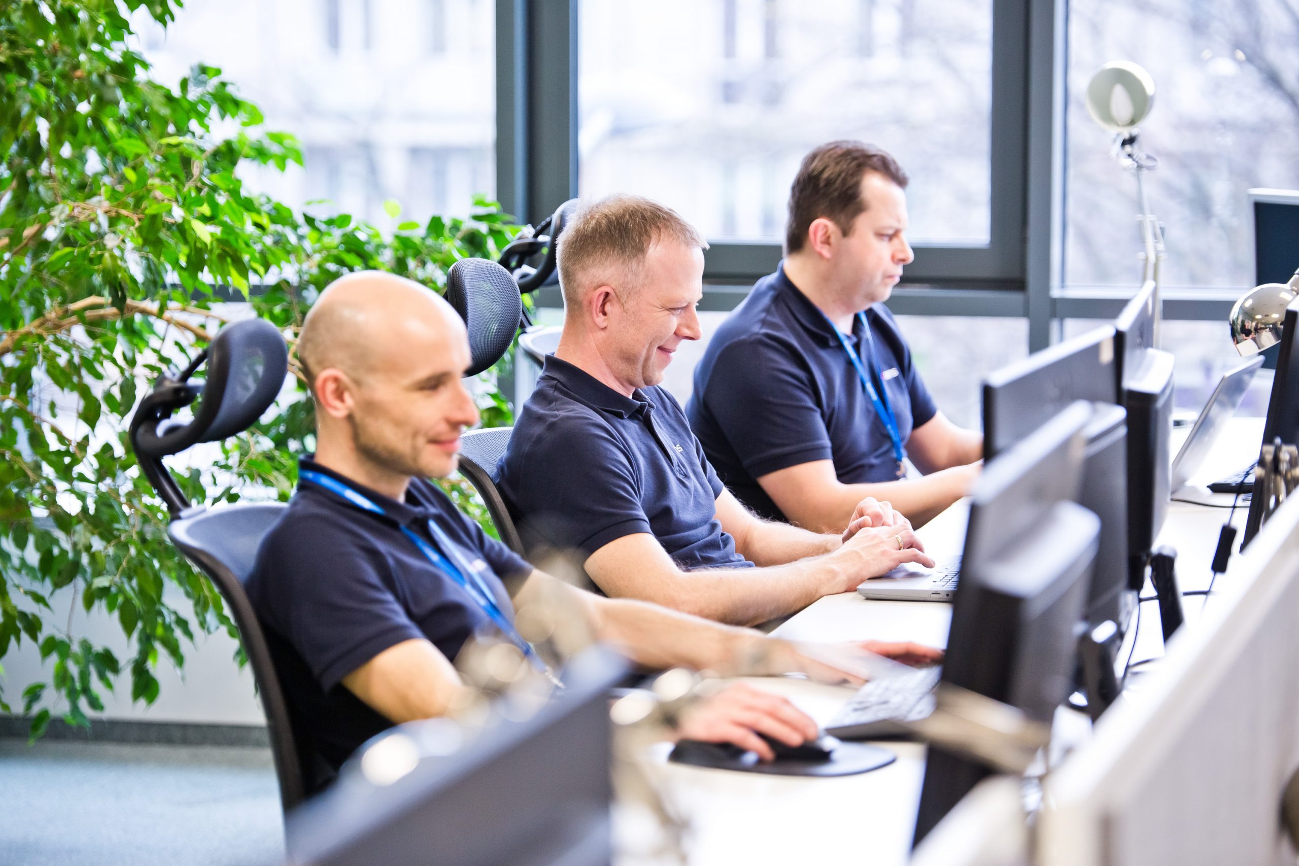 Axians medarbetare jobbar inom digital workplace